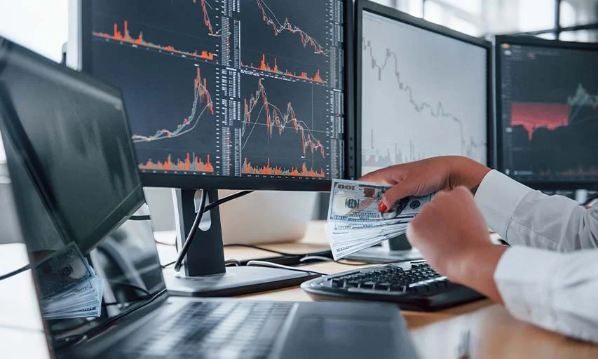 Tam Otomatik Borsa Robotları ile Risksiz Yatırım Mümkün mü?	