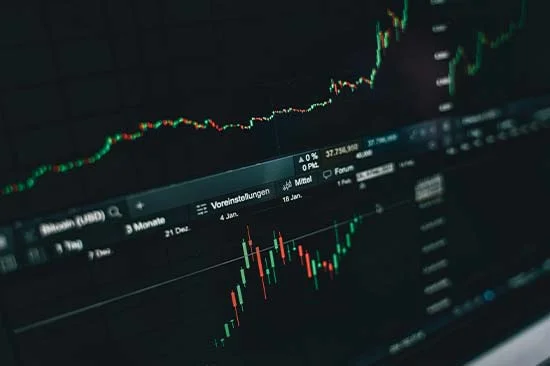 Yapay Zeka Destekli Borsa Sinyal Robotu ile Geleceğe Yatırım Yap!	