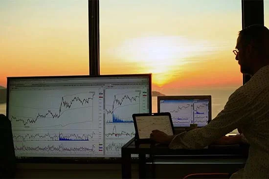 Borsa Sinyal Robotu Kaybettirir mi? Riskleri ve Avantajları!	
